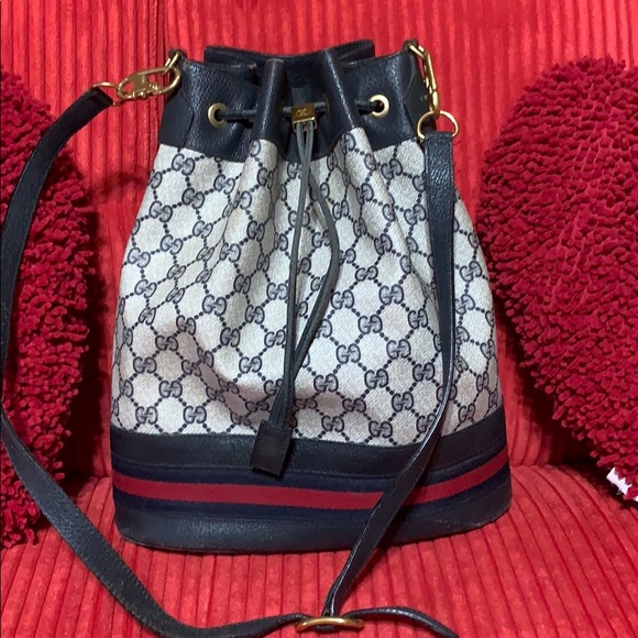 Gucci Handbags - Gucci Bucket Bag vintage